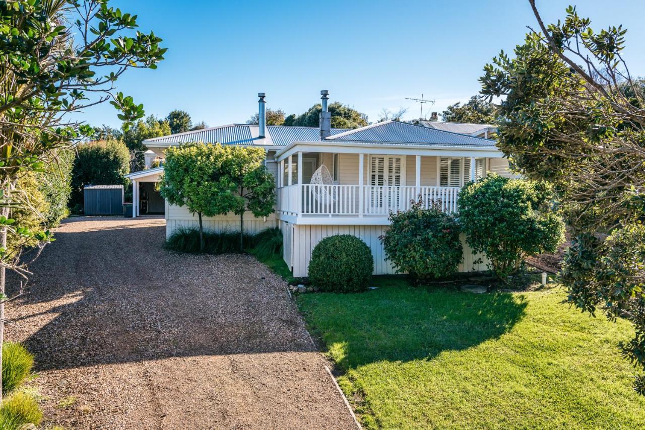 Moa Magic - Oneroa Holiday Home Exterior photo